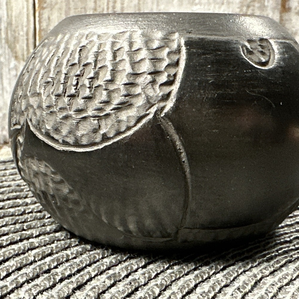 Native American Santa Clara Pottery Vase Black On Black Elephant Silhouette - Picture 14 of 16